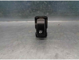 Recambio de mando elevalunas trasero derecho para chevrolet nubira wagon 2.0 diesel cat referencia OEM IAM 96417462 