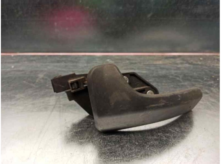 Recambio de maneta interior delantera izquierda para peugeot boxer caja cerrada (bat. 3450) (333) hdi (333) referencia OEM IAM 9