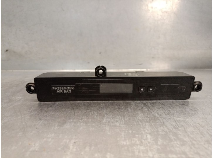 Recambio de pantalla multifuncion para kia sorento ii (xm) 2.2 crdi referencia OEM IAM 945102P100 