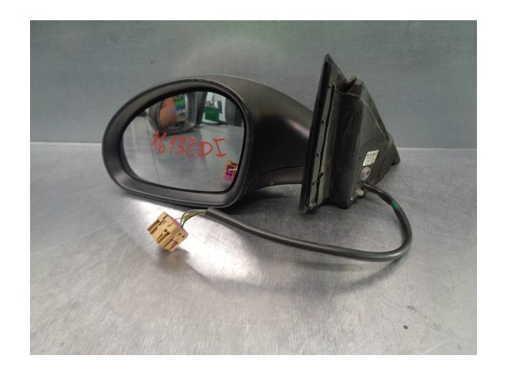 Replacement left mirror for Seat Ibiza (6L1) 1.9 TDI OEM IAM reference 6L1857501J 5 PINS 3 DOORS