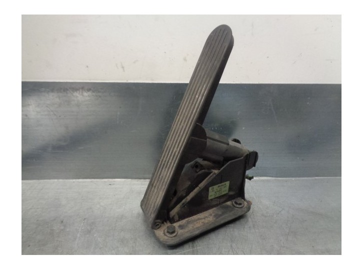 Recambio de potenciometro pedal para smart coupe 0.8 cdi cat referencia OEM IAM 0002245V0180000 0280752230 BOSCH