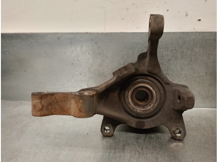 Recambio de mangueta delantera derecha para renault laguna (b56) 1.8 mono cat referencia OEM IAM 7700830652  