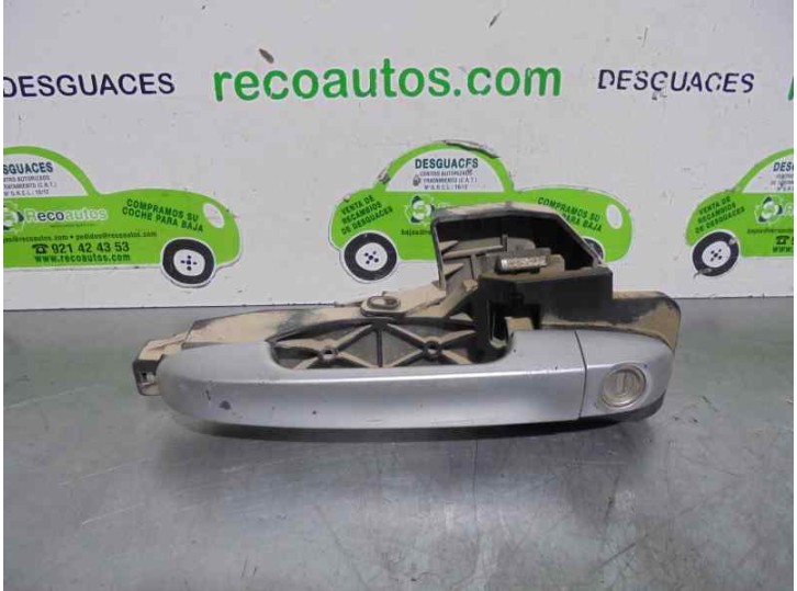 Recambio de maneta exterior delantera izquierda para kia cee´d 1.6 crdi cat referencia OEM IAM 9030802200  