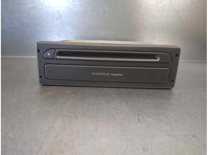 Replacement GPS navigation system for Renault Espace IV (JK0) Dynamique OEM IAM reference 8200339751 