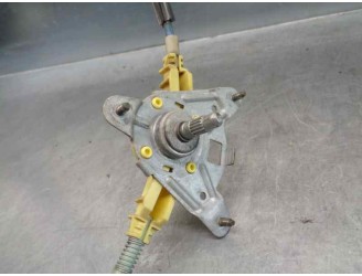 Recambio de faldon trasero para hyundai tucson (jm) 2.0 crdi cat referencia OEM IAM 877142E000   2