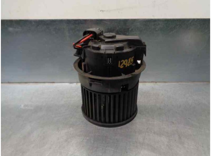 Recambio de motor calefaccion para peugeot 208 1.2 16v vti referencia OEM IAM T1013140A  