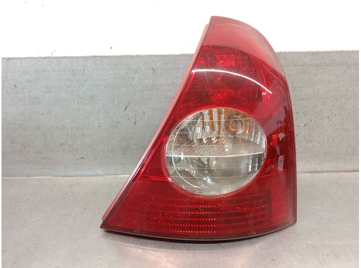 Recambio de piloto trasero derecho para renault clio ii (bb_, cb_) 1.5 dci referencia OEM IAM 8200917487 8200917487 