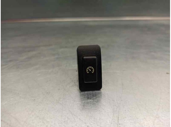 Recambio de mando para bmw serie 7 (e38) 725tds referencia OEM IAM 61318352256 