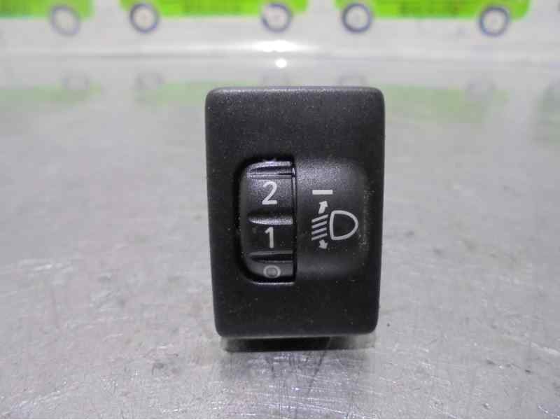 Recambio de interruptor para toyota yaris ts referencia OEM IAM 841520D080 0750 