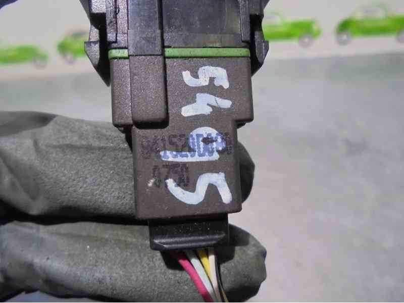 Recambio de interruptor para toyota yaris ts referencia OEM IAM 841520D080 0750 