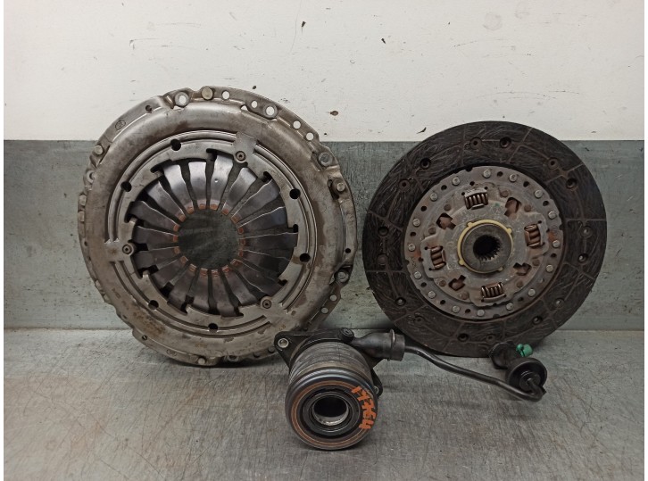 Replacement clutch kit for fiat tipo ii (356) sedan 1.4 cat (lpg) OEM IAM reference 55264781 MOPAR
