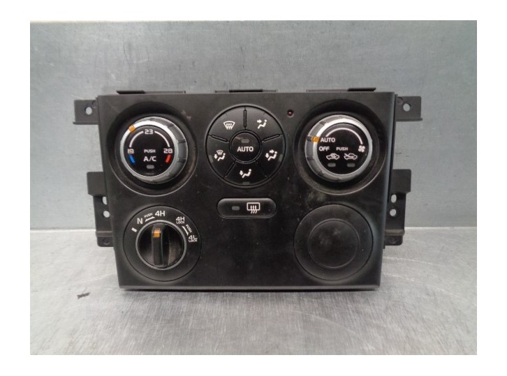 Recambio de mando climatizador para suzuki grand vitara jb (jt) 1.9 ddis turbodiesel referencia OEM IAM 3951065JD4  