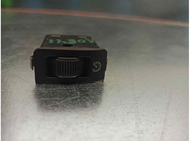 Recambio de mando para bmw serie 7 (e38) 725tds referencia OEM IAM 61318352216 