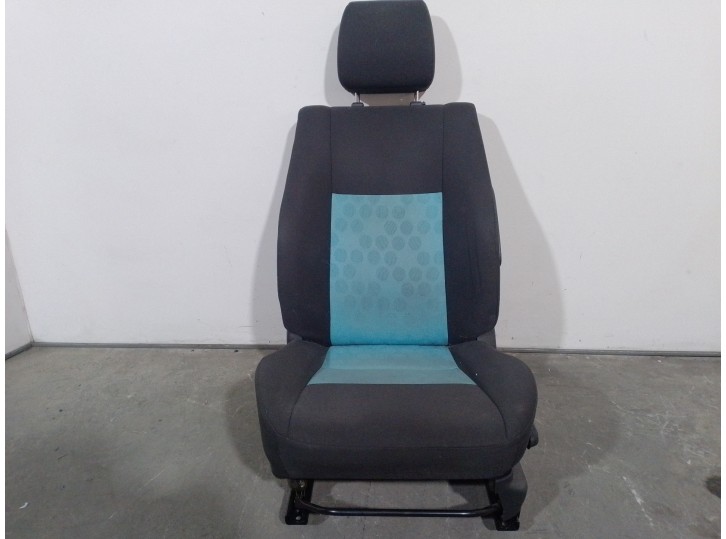 Recambio de asiento delantero izquierdo para suzuki splash a5b 1.0 12v cat referencia OEM IAM 8560351K01 TELA NEGRA Y AZUL 5 PUE