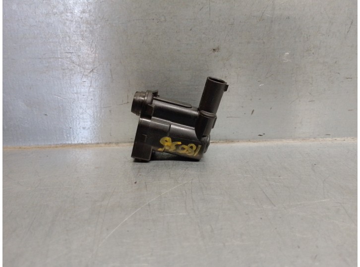 Recambio de motor tapa deposito combustible para opel crossland x 1.2 referencia OEM IAM 39059244  