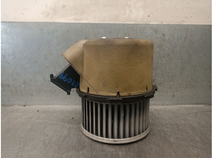 Recambio de motor calefaccion para audi a4 b8 avant (8k5) 2.0 tdi referencia OEM IAM 8K1820021 8K1820021 