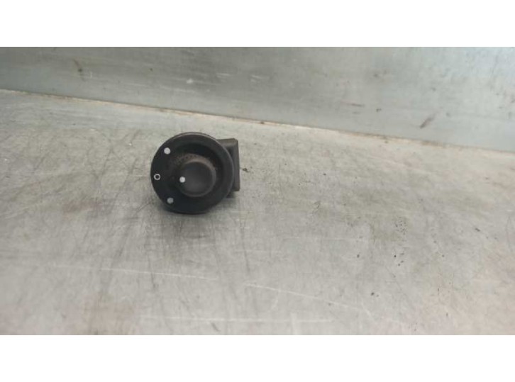 Recambio de mando retrovisor para dacia logan mcv 1.5 dci diesel cat referencia OEM IAM 8200002442B  