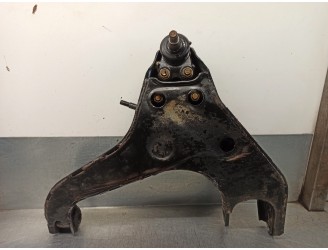 Recambio de brazo suspension inferior delantero izquierdo para mitsubishi montero (v20/v40) 2.8 turbodiesel referencia OEM IAM M