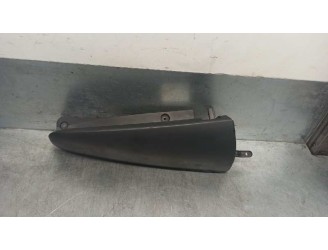Recambio de molduras traseras para dacia logan mcv 1.5 dci diesel cat referencia OEM IAM 82001414582  