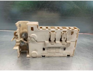 Recambio de caja reles / fusibles para bmw serie 7 (e38) 725tds referencia OEM IAM 61138370640 