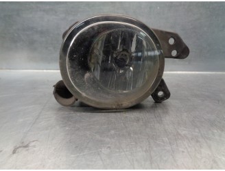 Recambio de faro antiniebla derecho para mercedes-benz clase c (w204) berlina 1.6 cat referencia OEM IAM A2518200856 0305076002 