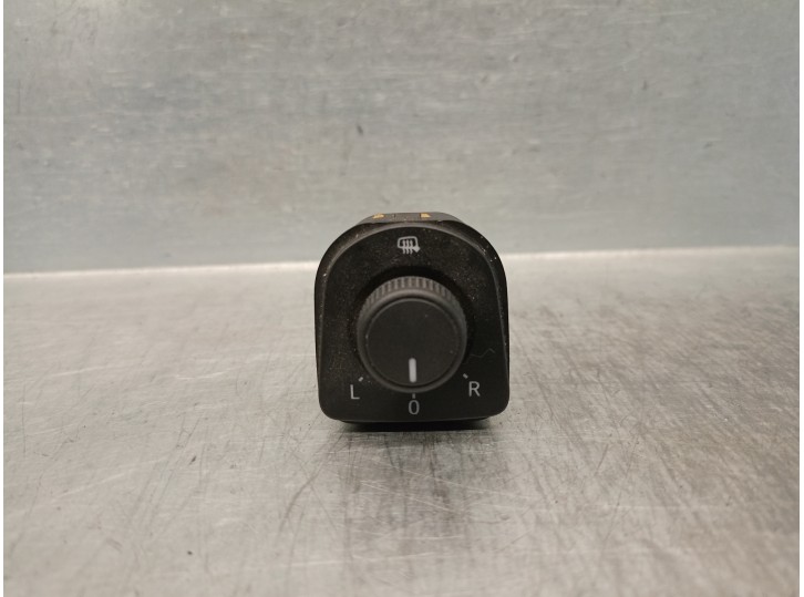 Recambio de mando retrovisor para seat leon (5f1) 1.6 tdi referencia OEM IAM 5F0959565D  