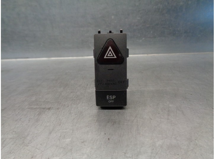 Recambio de warning para mercedes-benz clase c (w204) berlina 1.6 cat referencia OEM IAM A2049051900  