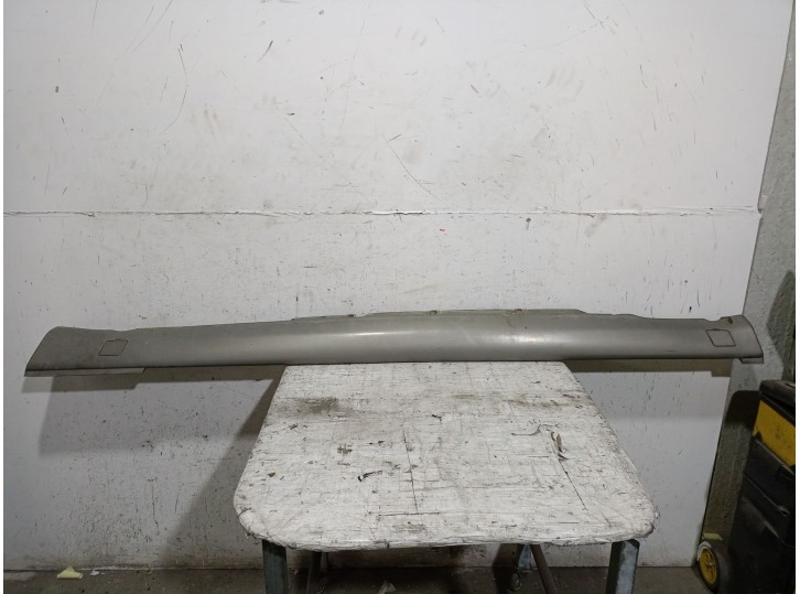 Recambio de faldon lateral para mercedes-benz clase s (w126) berlina+coupe 3.0 referencia OEM IAM 1266905040  