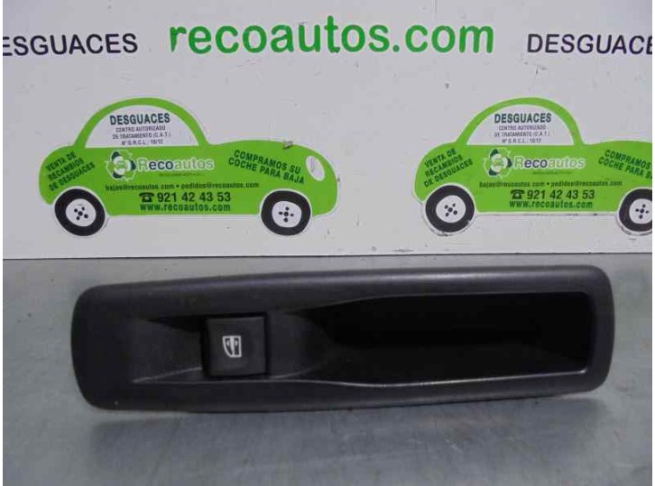 Recambio de mando elevalunas trasero derecho para renault scenic iii 1.6 16v referencia OEM IAM 829500004R 