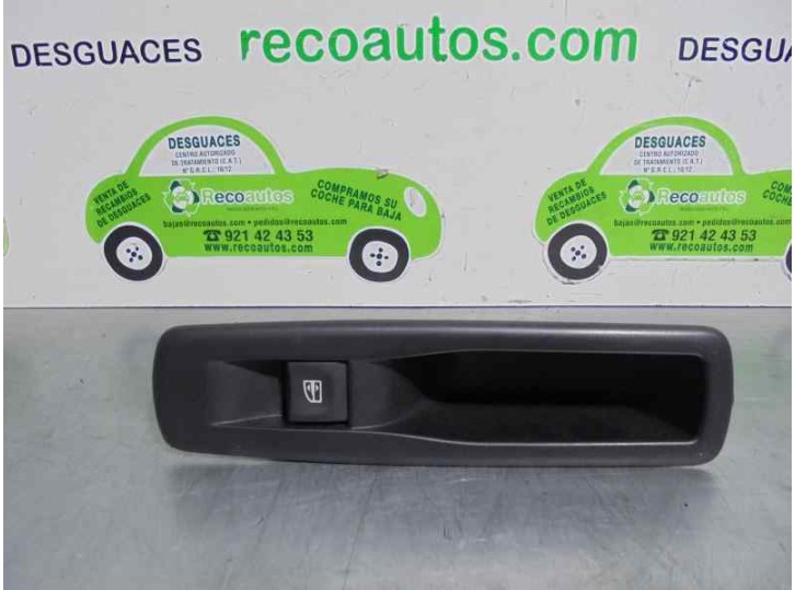 Recambio de mando elevalunas trasero izquierdo para renault scenic iii 1.6 16v referencia OEM IAM 829500004R 