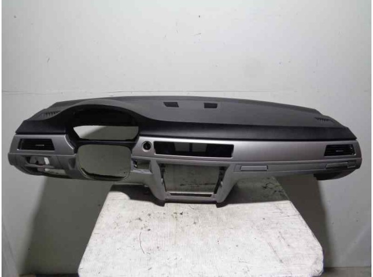 Recambio de salpicadero para bmw serie 3 touring (e91) 320d referencia OEM IAM NEGRO Y GRIS 