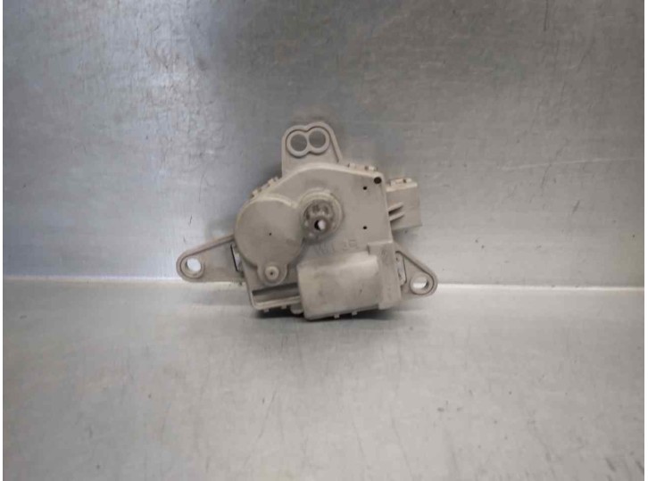 Recambio de motor calefaccion para kia carens ( ) 1.7 crdi cat referencia OEM IAM EA1F0PNBAB02  