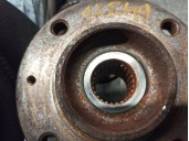 Recambio de mangueta delantera izquierda para peugeot partner kombi 1.6 16v hdi referencia OEM IAM   