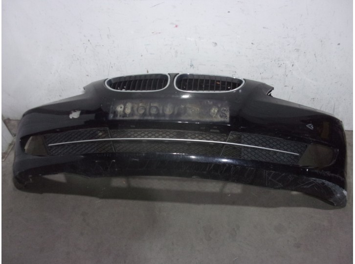 Recambio de paragolpes delantero para bmw serie 5 touring (e61) 2.0 turbodiesel cat referencia OEM IAM 51110420275 NEGRO 