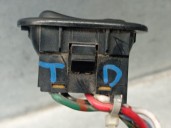 Recambio de mando elevalunas trasero derecho para mazda xedos 6 (ca) 1.6 16v referencia OEM IAM C8HD85 002166370