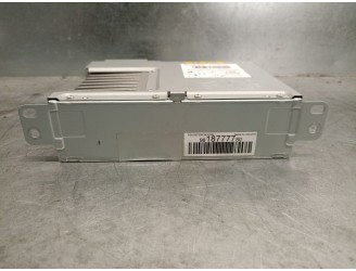 Replacement audio system / CD radio for Citroën C3 III (SX) 1.2 VTi 82 OEM IAM reference 9818777780 1629085680 