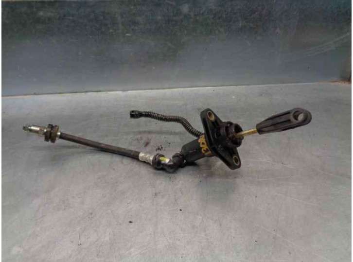 Recambio de bomba embrague para mitsubishi colt berlina 3 (cz) 1.1 cat referencia OEM IAM A4542900004  