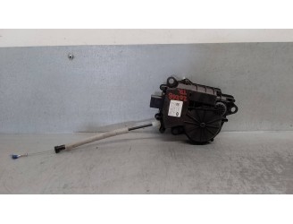 Recambio de motor cierre centralizado porton para land rover range rover velar 2.0 diesel cat referencia OEM IAM CPLA404C10AD C0