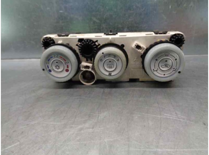 Recambio de mando calefaccion / aire acondicionado para mitsubishi colt berlina 3 (cz) 1.1 cat referencia OEM IAM PMN164569 