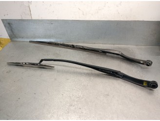 Recambio de brazo limpia delantero derecho para hyundai santa fé iii (dm, dma) 2.2 crdi referencia OEM IAM 983212W100 983212W100