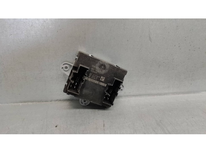 Recambio de centralita cierre para land rover range rover velar 2.0 diesel cat referencia OEM IAM J8A214D617CC 10336938 