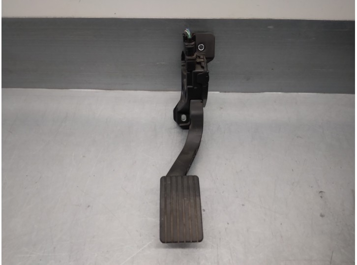 Recambio de potenciometro pedal para mitsubishi space star (a00) 1.2 referencia OEM IAM 1600A093  