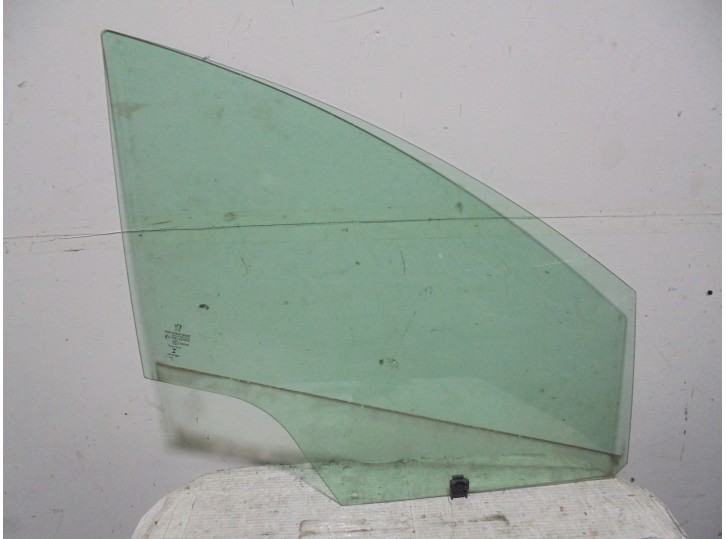 Recambio de luna delantera derecha para peugeot 3008 1.6 e-hdi fap referencia OEM IAM  43R000929 DOT39AS2M34