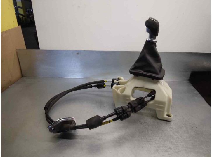 Recambio de palanca cambio para kia carens ( ) 1.7 crdi cat referencia OEM IAM 43700A4010 