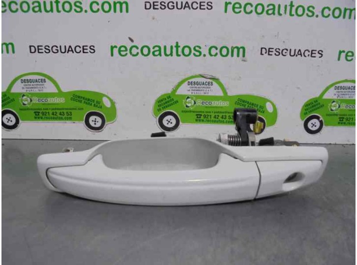 Recambio de maneta exterior delantera izquierda para ssangyong rodius 2.0 td cat referencia OEM IAM   