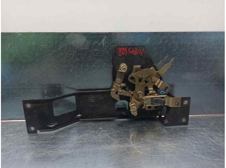 Recambio de cerradura capot para ford transit, combi 1995 2.5 diesel cat referencia OEM IAM C7G0A 5 PUERTAS