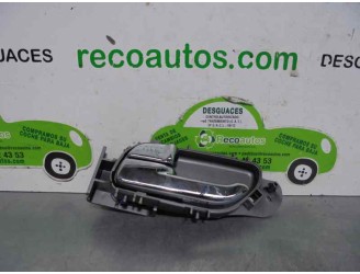Recambio de maneta interior trasera izquierda para ssangyong rodius 2.0 td cat referencia OEM IAM 7241021000 