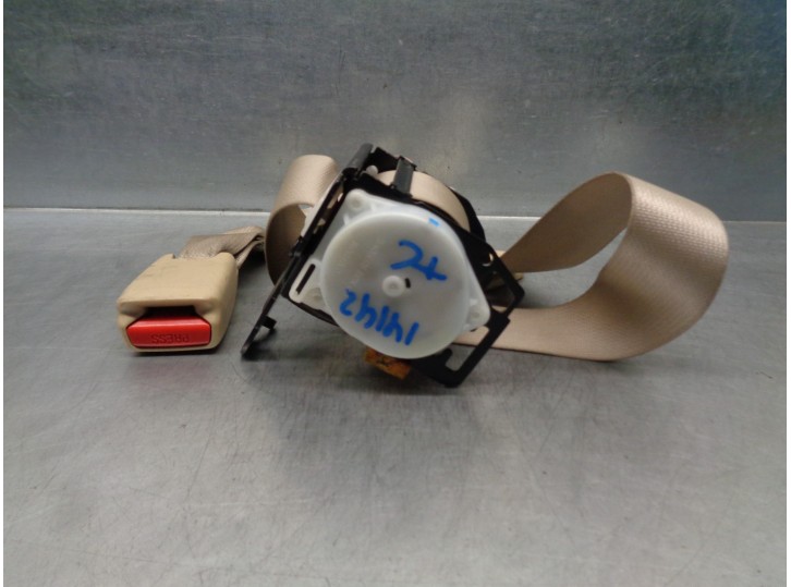 Recambio de cinturon seguridad trasero central para lexus is 200 (ds2/is2) 220d referencia OEM IAM   4 PUERTAS