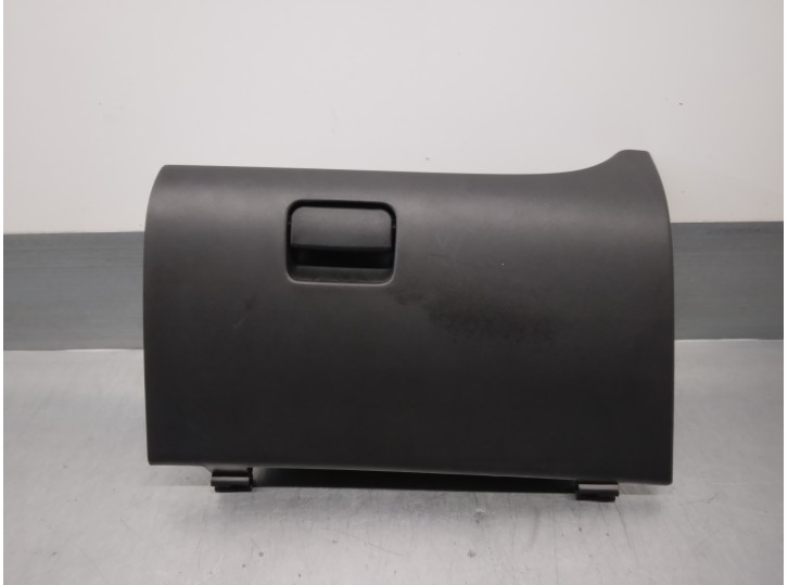 Recambio de guantera para mitsubishi space star (a00) 1.2 referencia OEM IAM 8006A304XA  