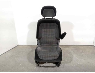 Replacement right front seat for Citroën Berlingo 1.6 16V CAT (NFU / TU5JP4) OEM IAM reference 4682315 GREY AND BLACK FABRIC
